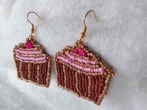 Cake Earings