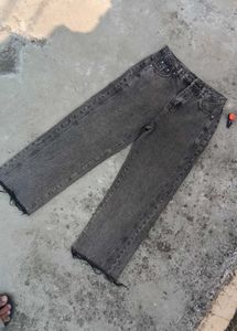 Distressed Grey Wash Jeans - Cropped &amp; Trendy!