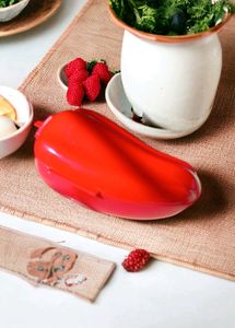 Tupperware Chilli Keeper Container