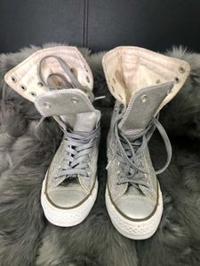 Sliver Converse