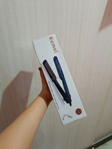 Kemei Professional Hair Straightener