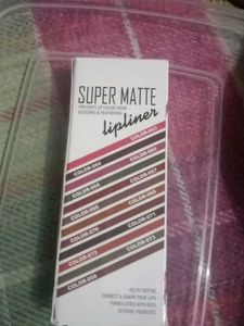 Super Matte Lipliner Set