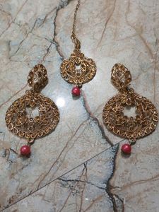 Earing With Maang Teeka