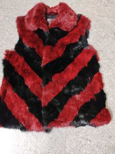 Real fur dark red vest