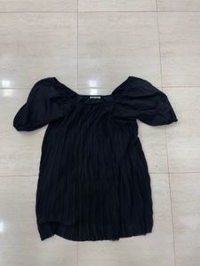 ✨ Zara Romantic Crinkled Black Babydoll Top! ✨