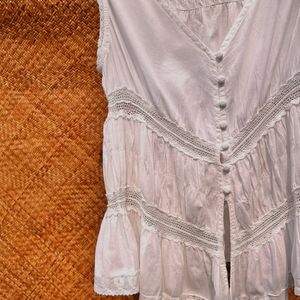 White Lace Trim Sleeveless Top