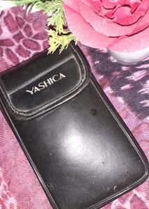 YASHICA-Film Camera (vintage)