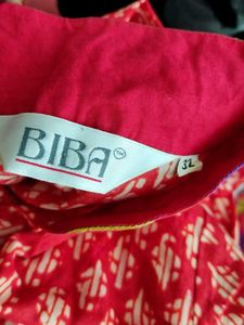 Red Printed Kurta Set (Women&#39;s)