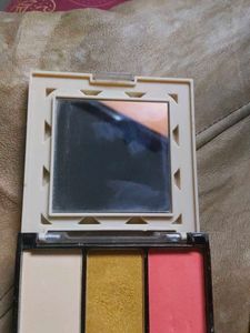 Hilary Rhoda Eyeshadow Palette