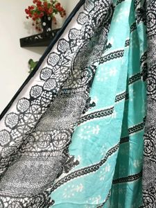 Blue &amp; Black Print Lightweight Dupatta