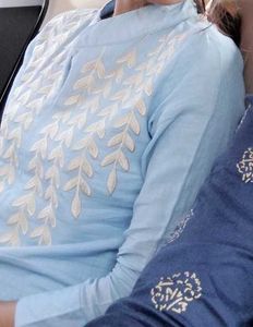 Elegant Blue Embroidered Kurta