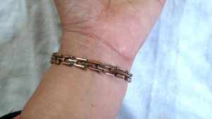 Women&#39;s Bracelet