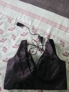 Women&#39;s Dupion Raw Silk Sleeveless V Neck Blouse