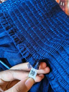 Girls&#39; Blue Floral gown