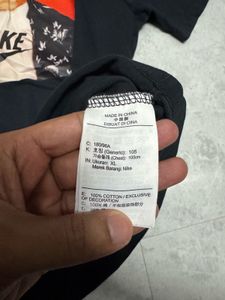 Nike Black Tshirt