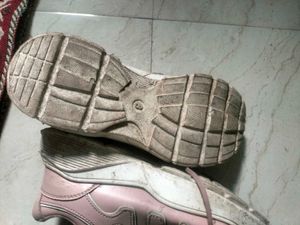 Pink Sport Shoes