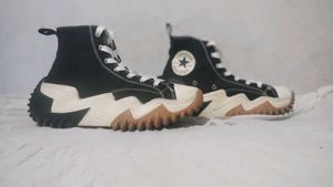 Converse Run Star Motion High Top Once Used