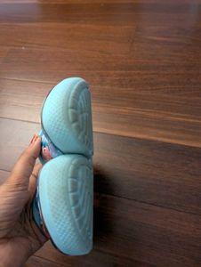 Frozen Clogs