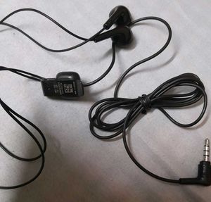 100% Original  Earphone