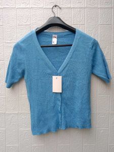 New with tag Pinterest Cute Light Blue Knit Top