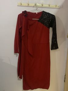 Elegant Red Party Dress