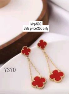 Double Clover Hanging Earring