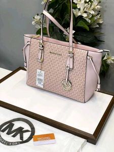 Michael Kors   Voyager Tote Bag RESTOCK ON DEMAND