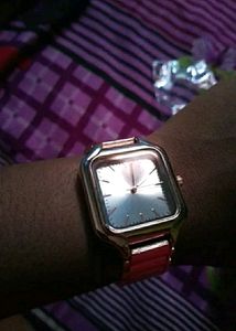 women&#39;s new premium look watch