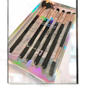 Makeup Brushes