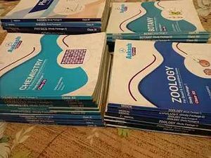 Aakash Complete Study Material (11th+12th) Neet