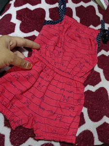 Baby Girl Sleeveless Romper Less Used