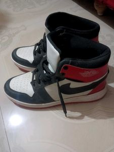 Nike Air Jordan 1 Red