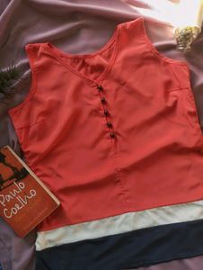 Coral Sleeveless Top 🍁