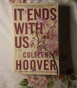 It Ends With Us by Colleen Hover
