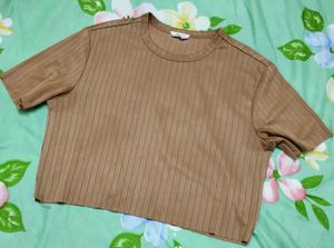 Drop🛑VINTAGE TEXTURED FITTED CROPED BABY TEE🍓