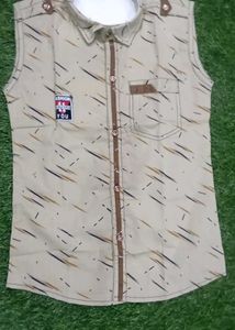 Boys Sleevless Shirt   Size:34