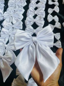offer price 3 tail bow clips