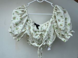 Forever 21 Floral Crop Top