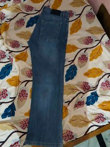 Bootcut Jeans - Classic Denim