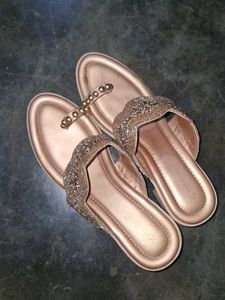 Elegant Gold Toe Ring Flats