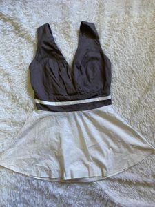 Y2K Chic Two-Tone Sleeveless Top