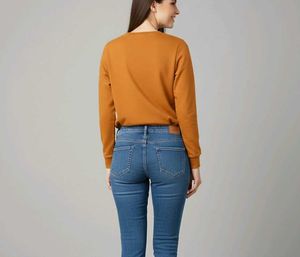 Floral Graphic Sweatshirt