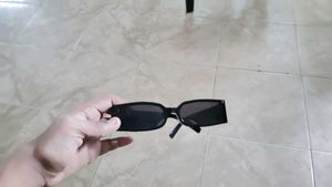 Retro Rectangular Sunglasses