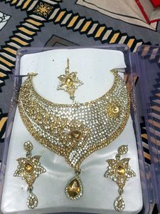 Stunning Bridal Jewelry Set