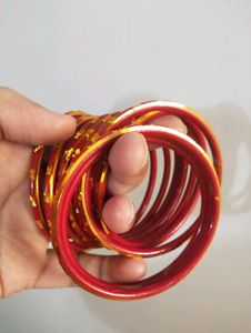 Gold Design Glass Bangles