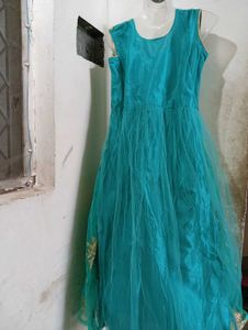 Beautiful Gown👗 For Girls