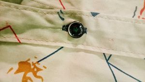 Retro Pattern Button-Down Shirt    M-size