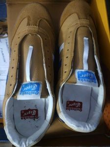 Onitsuka Tiger Sneakers