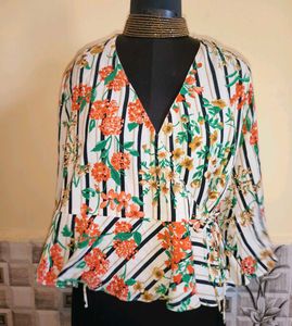 Zara Floral Top ( Yellow paint stains)