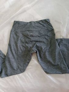 Fila Sports Bra And Leggings